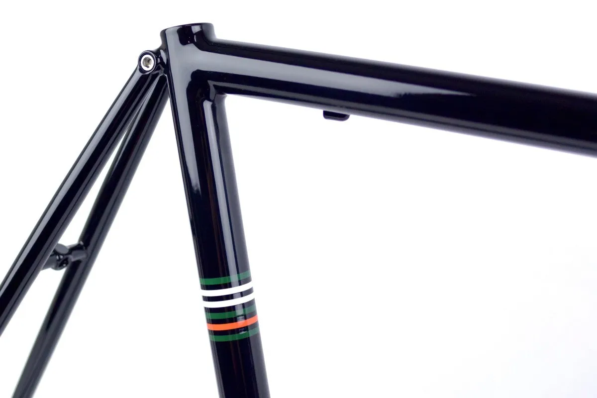 BLACKCAT BICYCLES Smooth Road Frame Set / Black Stripes 54
