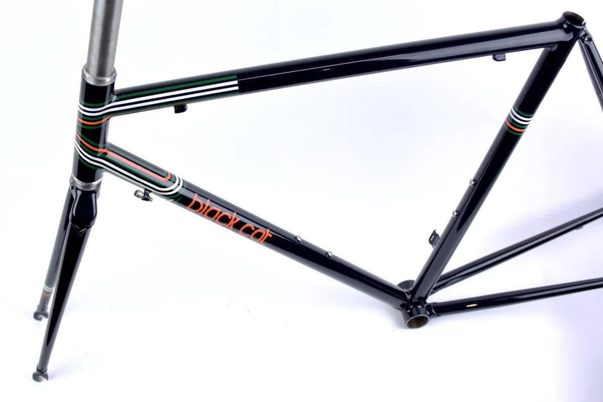 BLACKCAT BICYCLES Smooth Road Frame Set / Black Stripes 54
