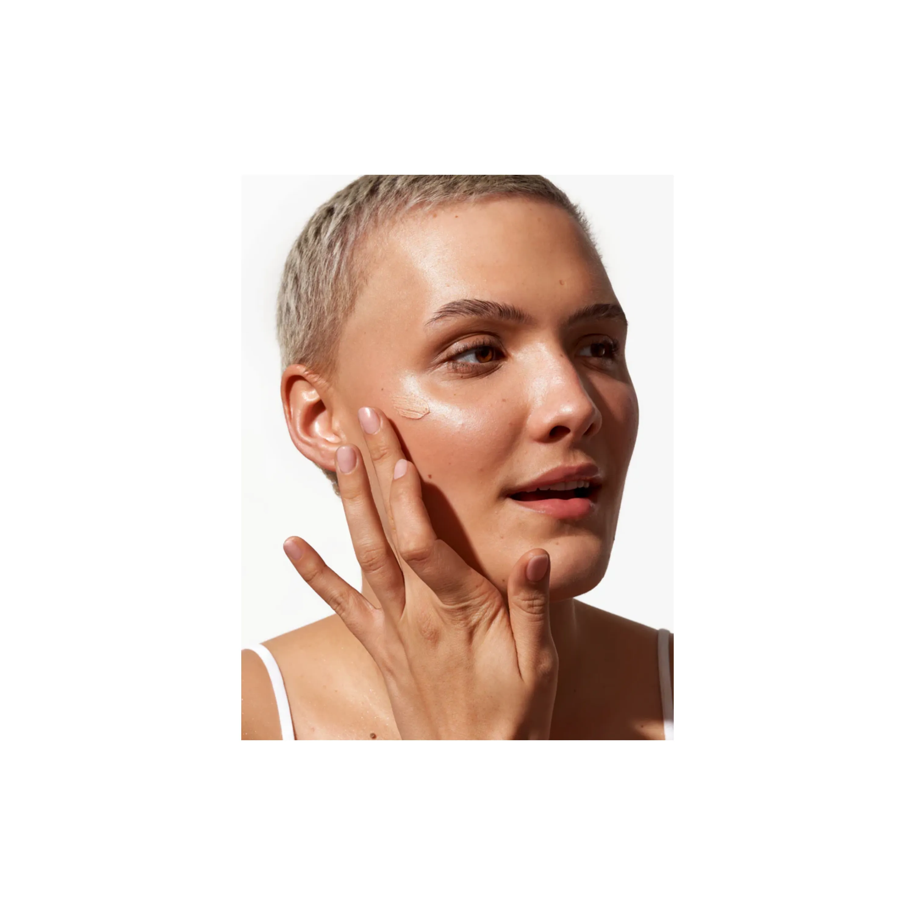 Skin Enhancing Highlighter   Melting Blush