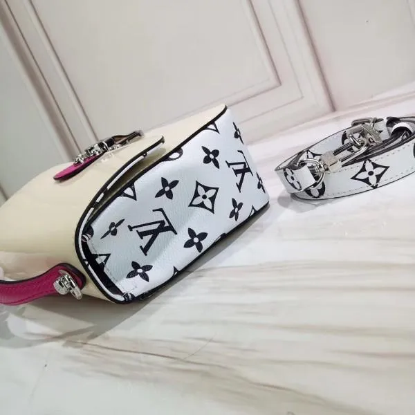 Smooth Vernis Patent Leather Cherrywood Bb Bag M53632 Beige 2019